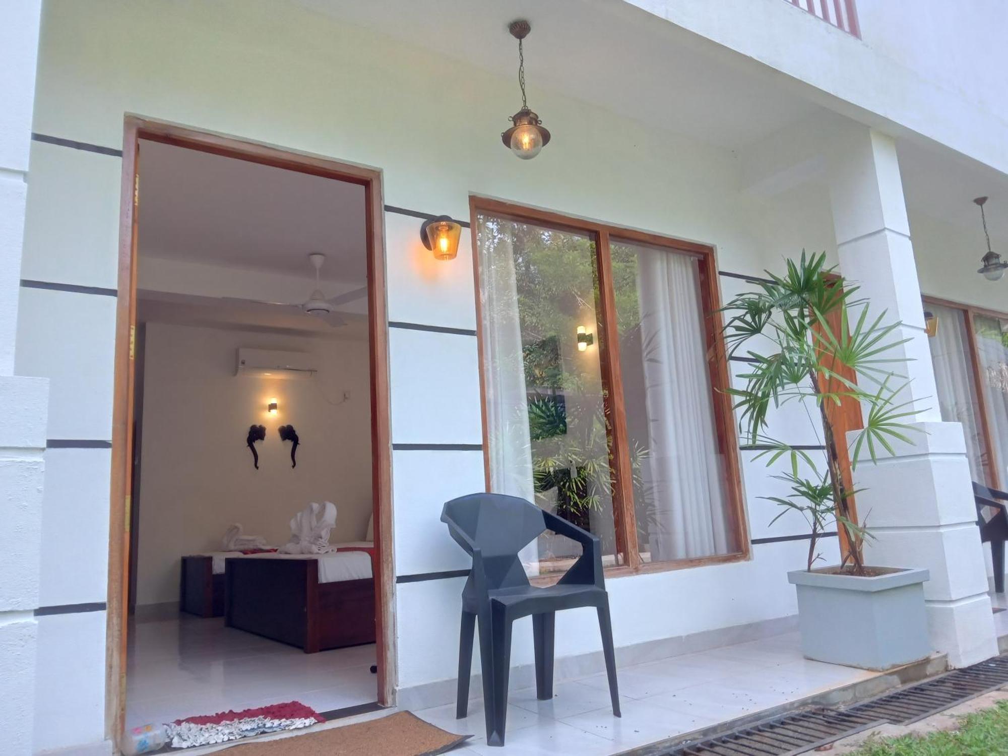 White Rose Safari Home Stay 达瓦拉维 外观 照片